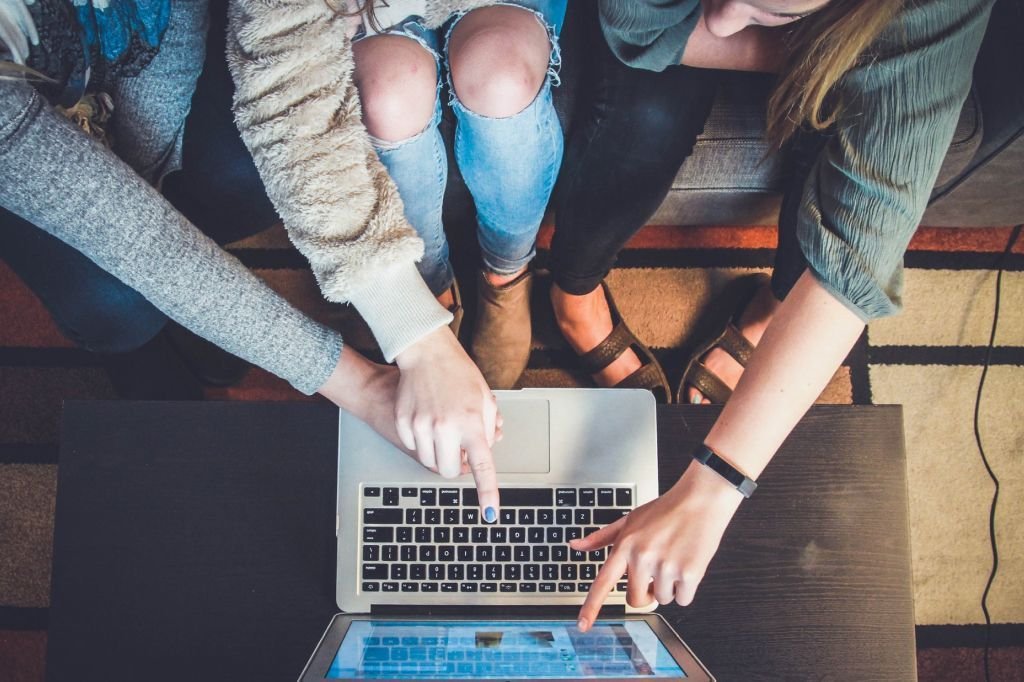 Connect with us to learn how SS Free Ads works 